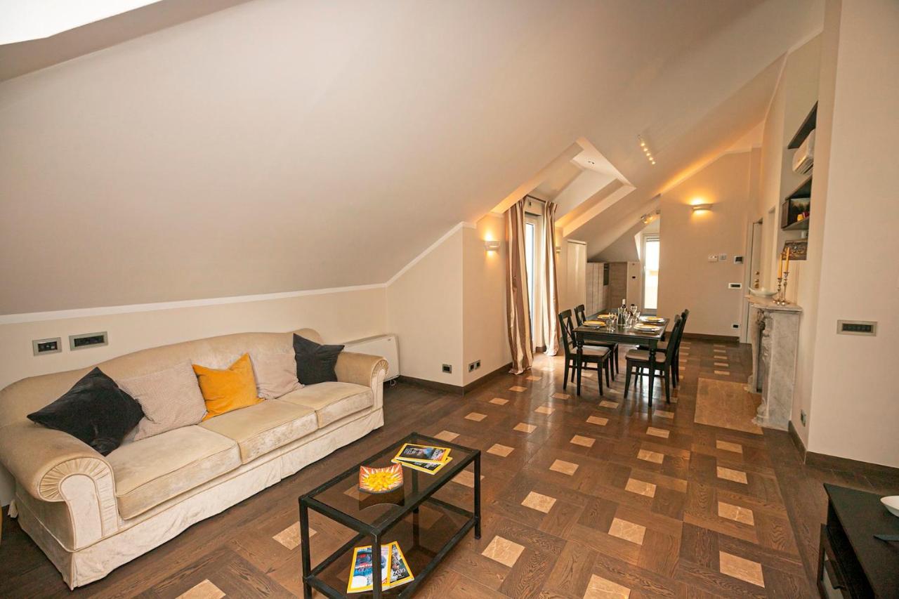 Appartement Real Italian Estate - Penthouse à Gênes Extérieur photo