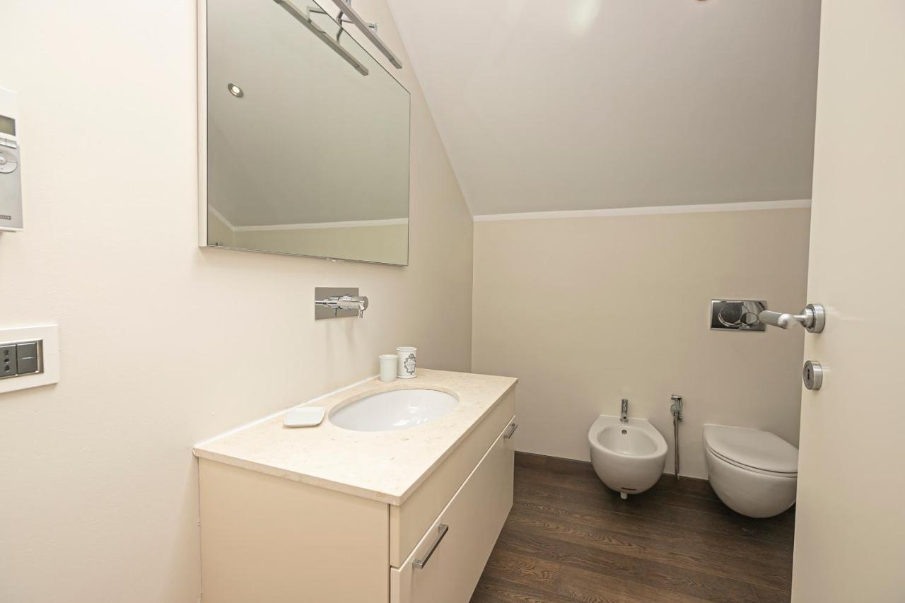 Appartement Real Italian Estate - Penthouse à Gênes Extérieur photo